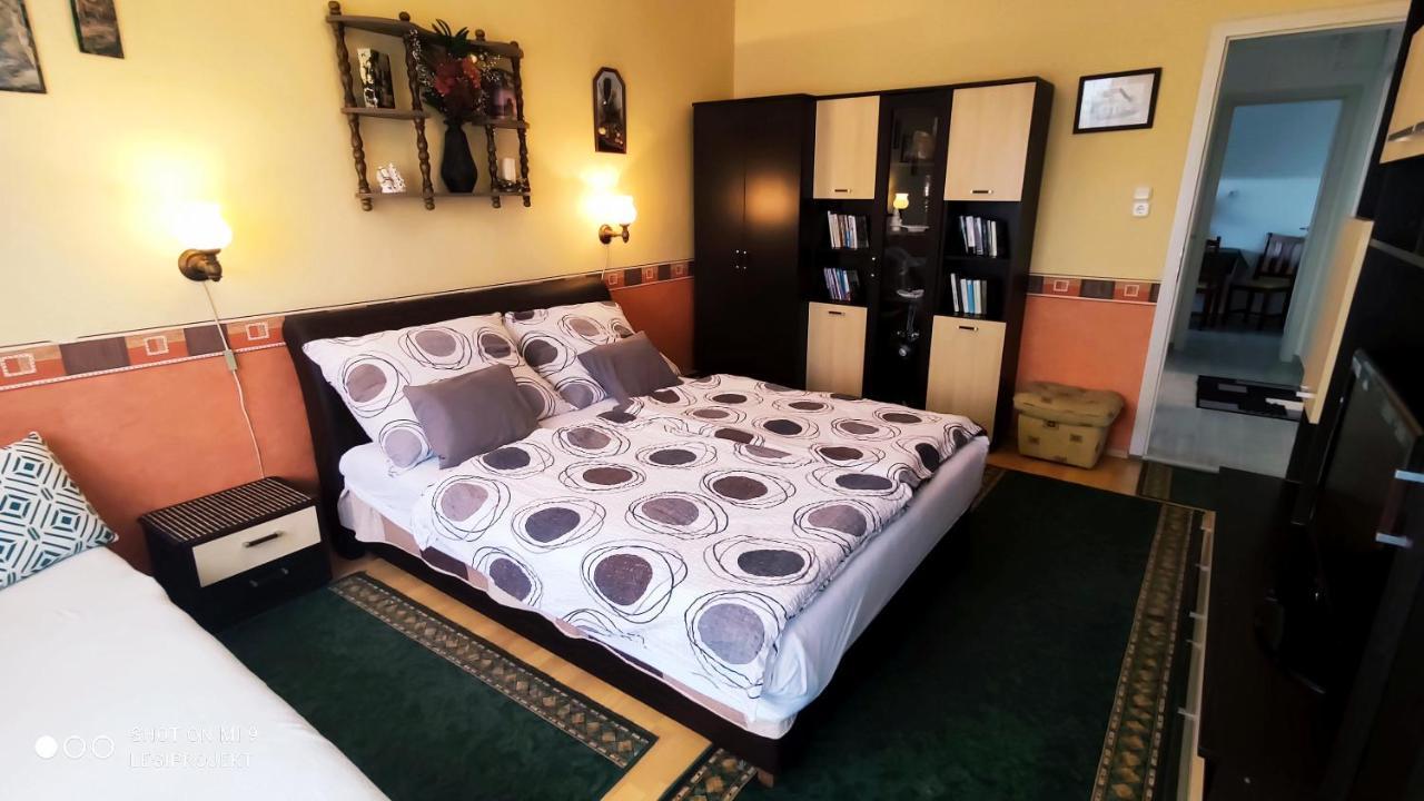 Papp Apartmanhaz Apartment Vonyarcvashegy Ngoại thất bức ảnh